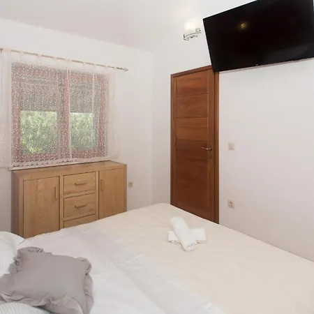 Prázdninový dům Jure *